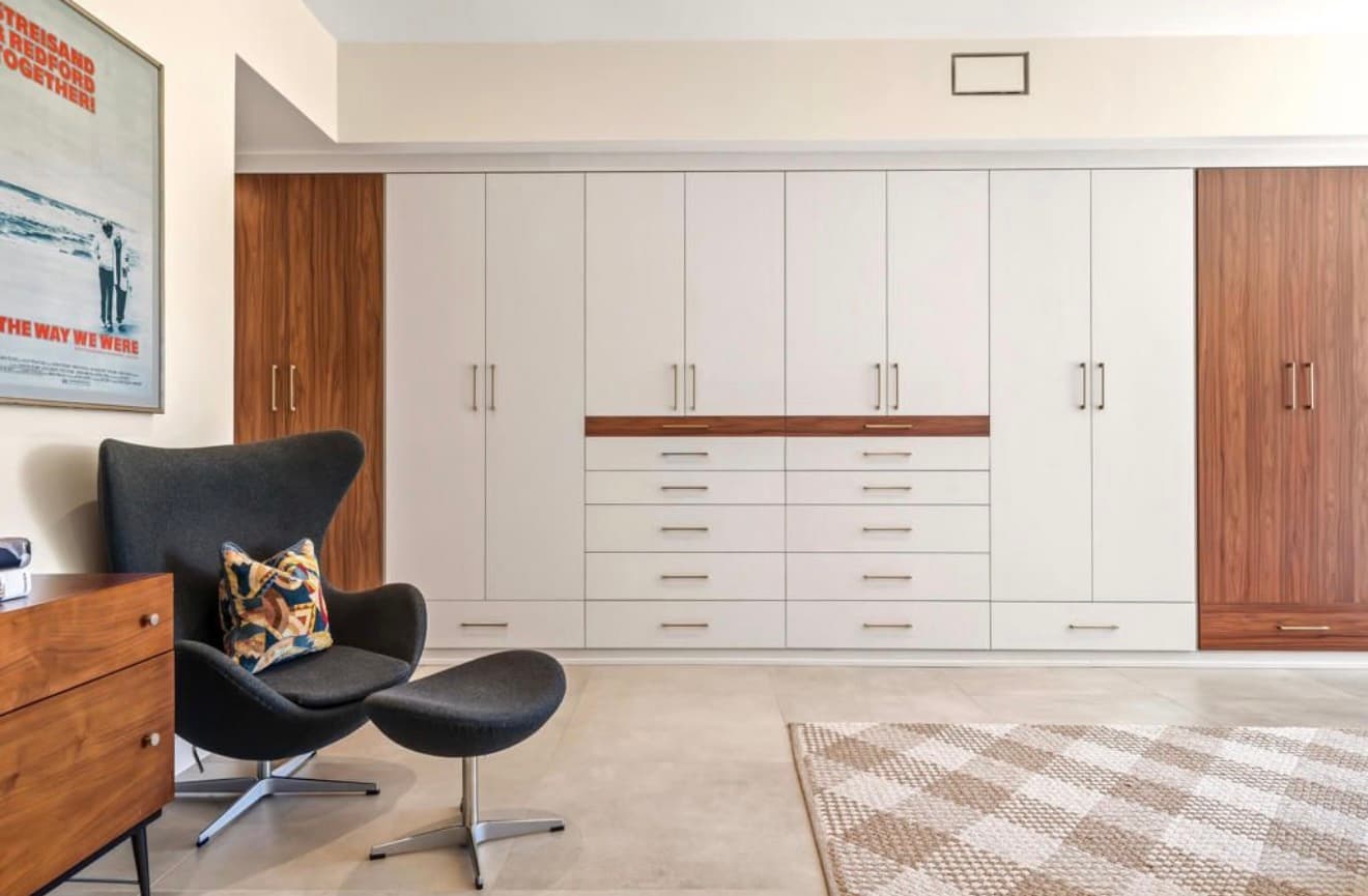 Custom wardrobe wall